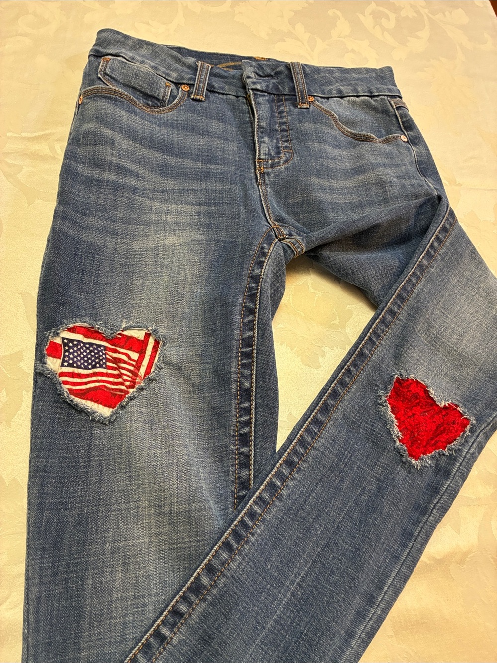 Women’s Seven7 Distressed USA Flag & Red Lace Patched Jeans, High Rise, Size 4
